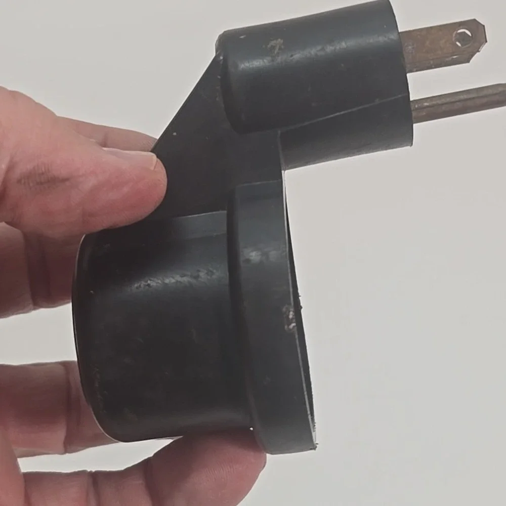 JR Products Angle Power Cord‎ Adapter 15A Male x 30A Female